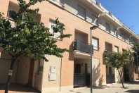 32 VIVIENDAS EN HILERA EN L´ALCUDIA