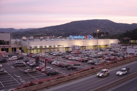 CENTRO COMERCIAL y OCIO