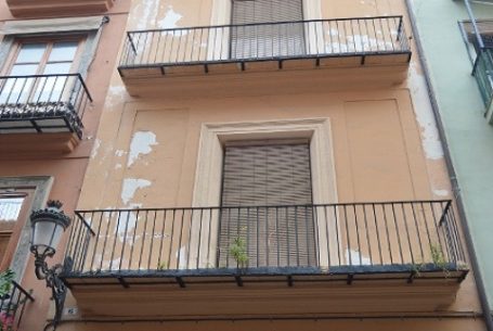 EDIFICIO 3 VIVIENDAS